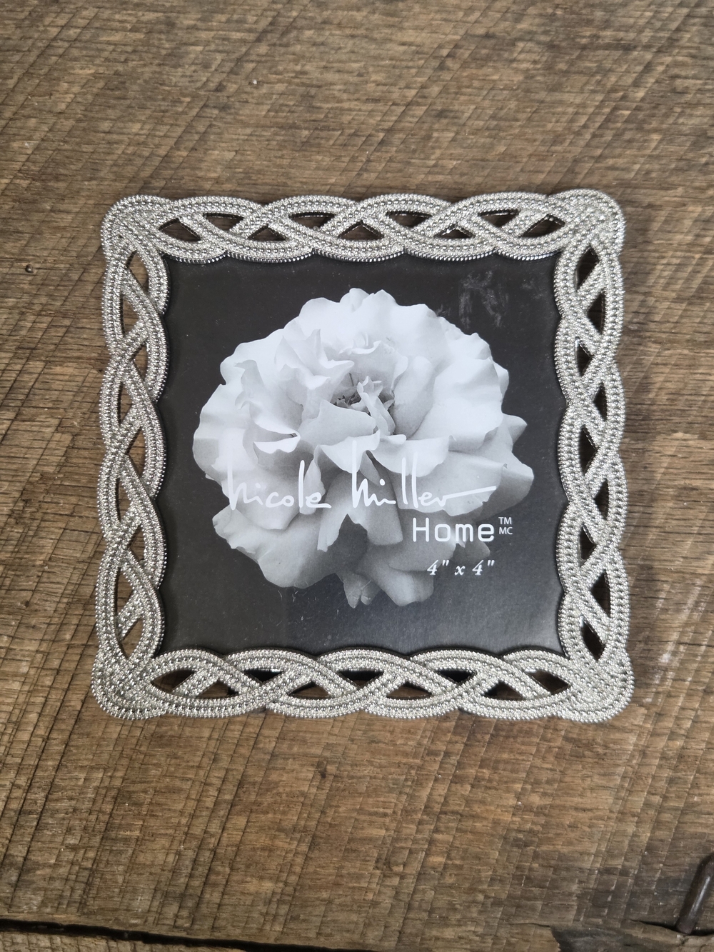 Beautiful Nicole Miller Silver 4x4 Square Picture Frame Braided Rope Border B1M